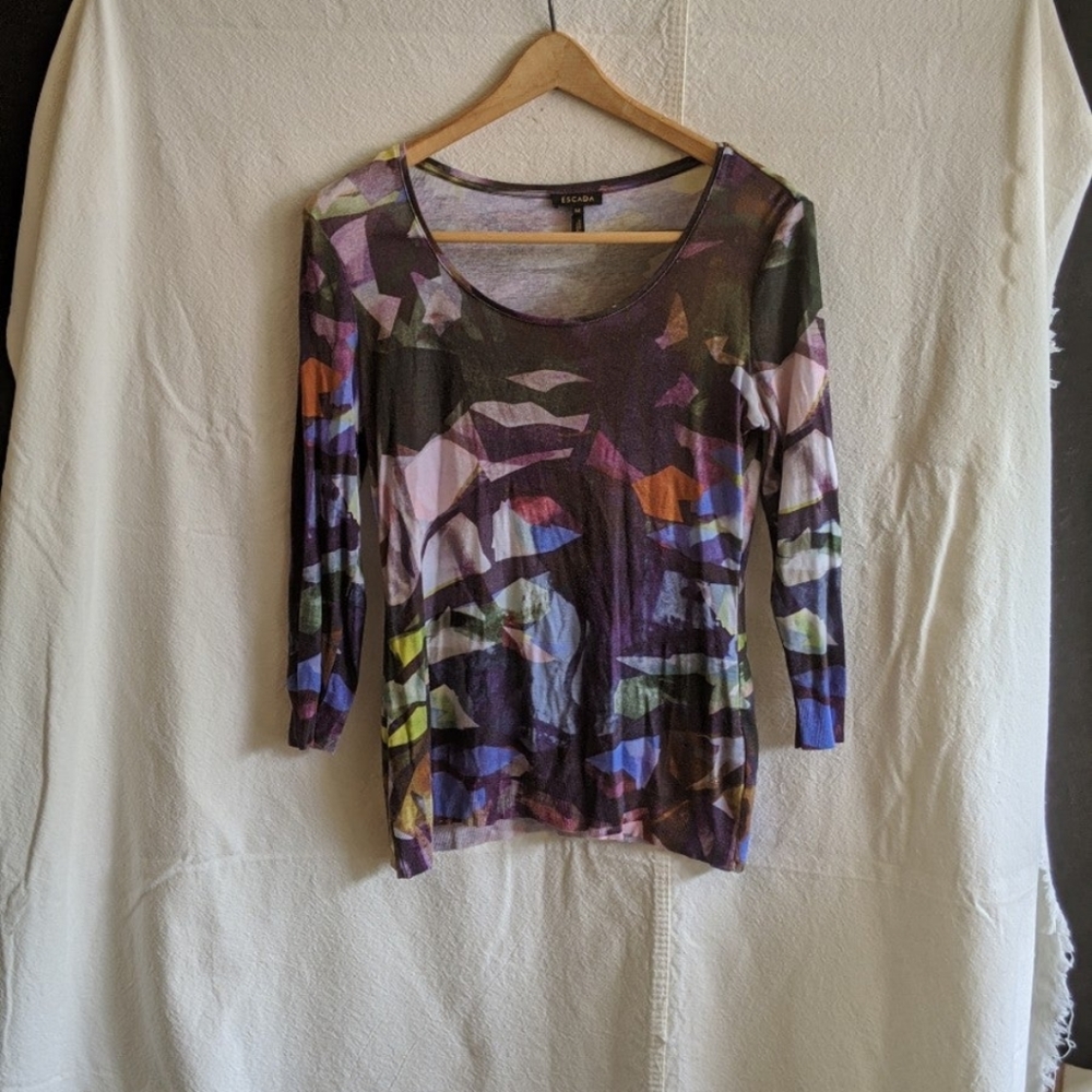Ladies ESCADA sweater, size Medium colorful pattern